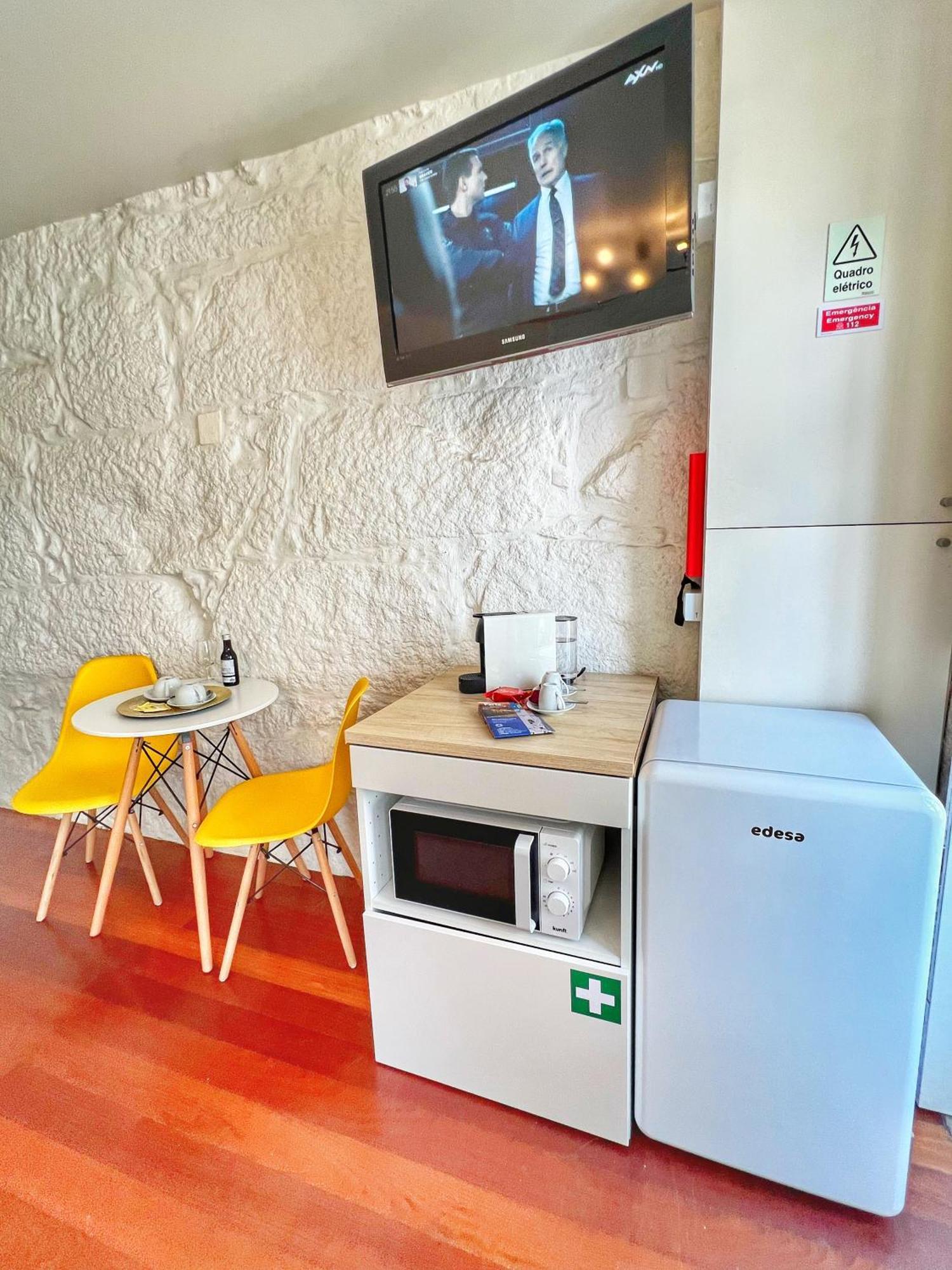 Sao Domingos Rooms Порту Экстерьер фото